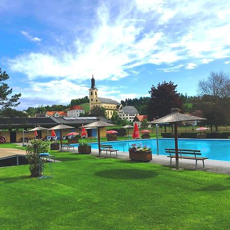Ferienwohnung Am Freibad Leutschach Exterior foto