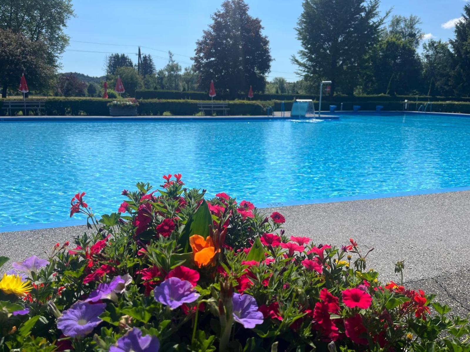 Ferienwohnung Am Freibad Leutschach Exterior foto